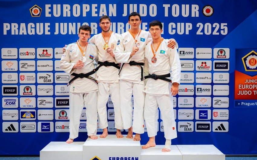 Cüdoçumuz Praqada gümüş medal qazandı 
